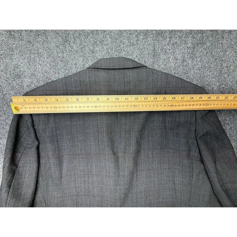 Vintage Burberrys Mens 46 Gray Blue Plaid 100% Wool Blazer Sport Coat